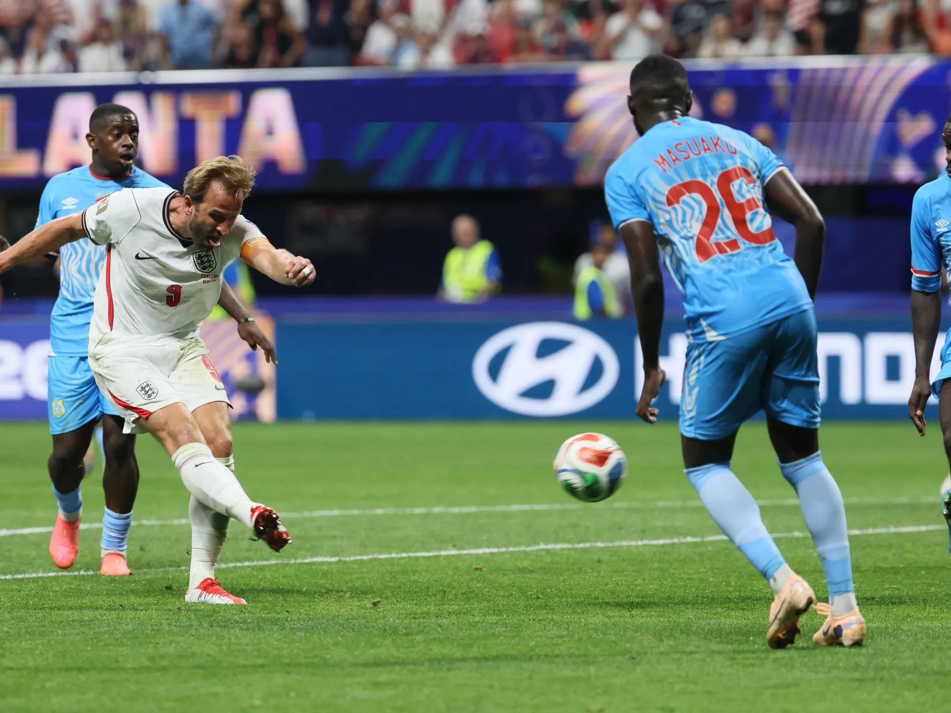 انگلینڈ کی Round of 32 میں لڑکھڑاتی جیت، Harry Kane نے Thomas Tuchel کی ڈوبتی مہم کو بچا لیا