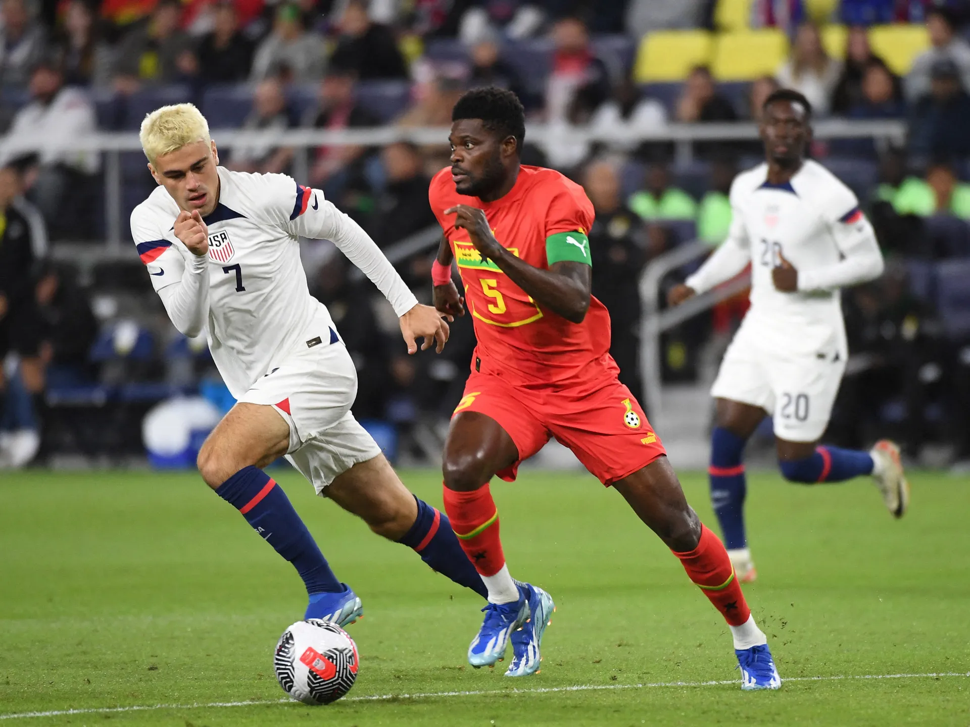 کینیڈا نے گھانا کے ورلڈ کپ اوپنر سے قبل Thomas Partey کے داخلے پر پابندی لگا دی
