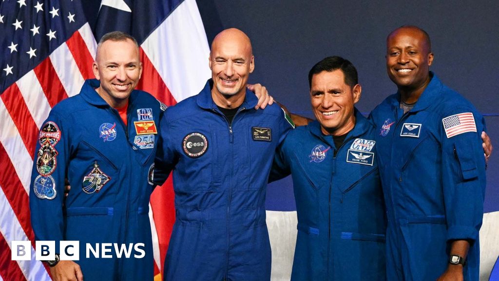 NASA نے Artemis III کے عملے کا اعلان کر دیا: چاند کی تسخیر کے نئے دور کا آغاز