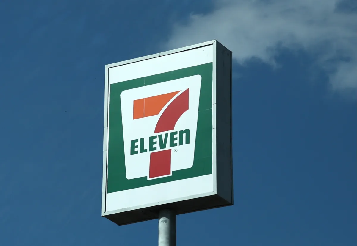 7-Eleven کے ڈیٹا میں بڑی سیناری، 1 لاکھ 85 ہزار سے زائد افراد کی ذاتی معلومات چوری