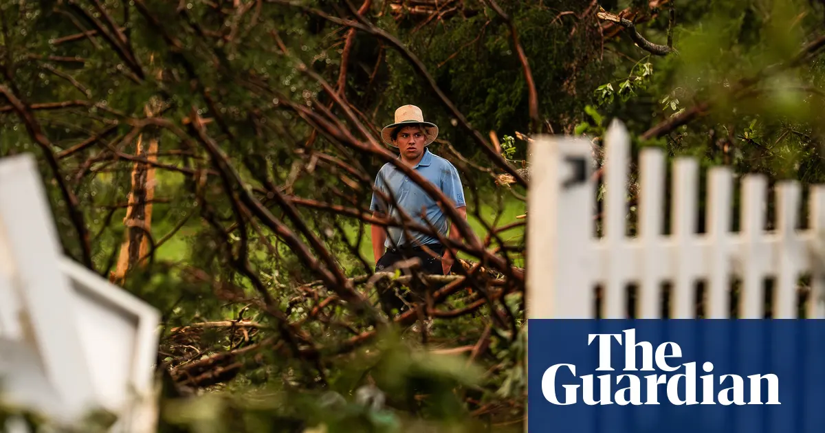 ٹراپیکل اسٹورم Bertha لوزیانا سے ٹکرا گیا، جبکہ Appalachia میں شدید سیلابی صورتحال برقرار