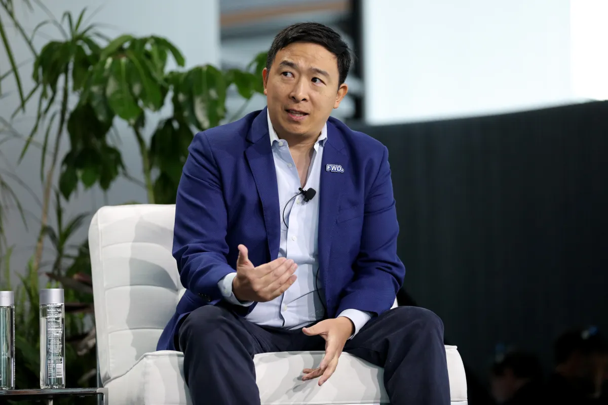 سستی اشیاء کی فراہمی میں انقلاب: Andrew Yang کا اسٹارٹ اپ ماڈل کو بدلنے کا عزم