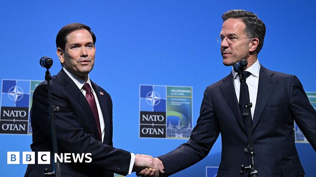 نیٹو (NATO) کا مشرقی محاذ مضبوط: امریکہ کے 5,000 مزید فوجی پولینڈ (Poland) روانہ