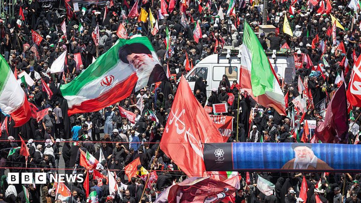 پاور ویکیو اور انتقام: امریکہ کے ساتھ بڑھتی ہوئی جنگ کے دوران Khamenei کی تدفین