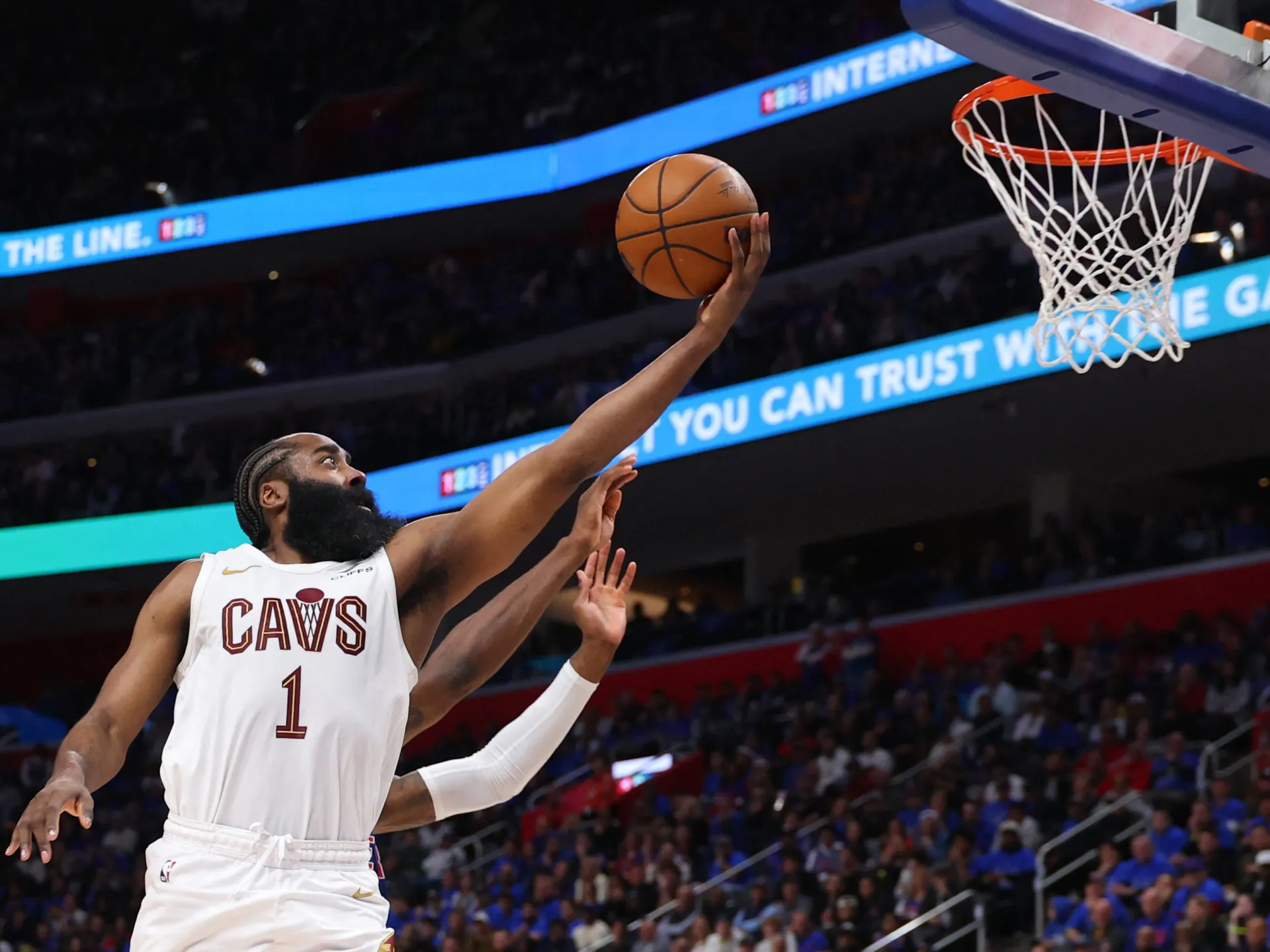 Cavaliers نے اوور ٹائم تھرلر میں Pistons کو ہرا کر سیریز میں 3-2 کی برتری حاصل کر لی