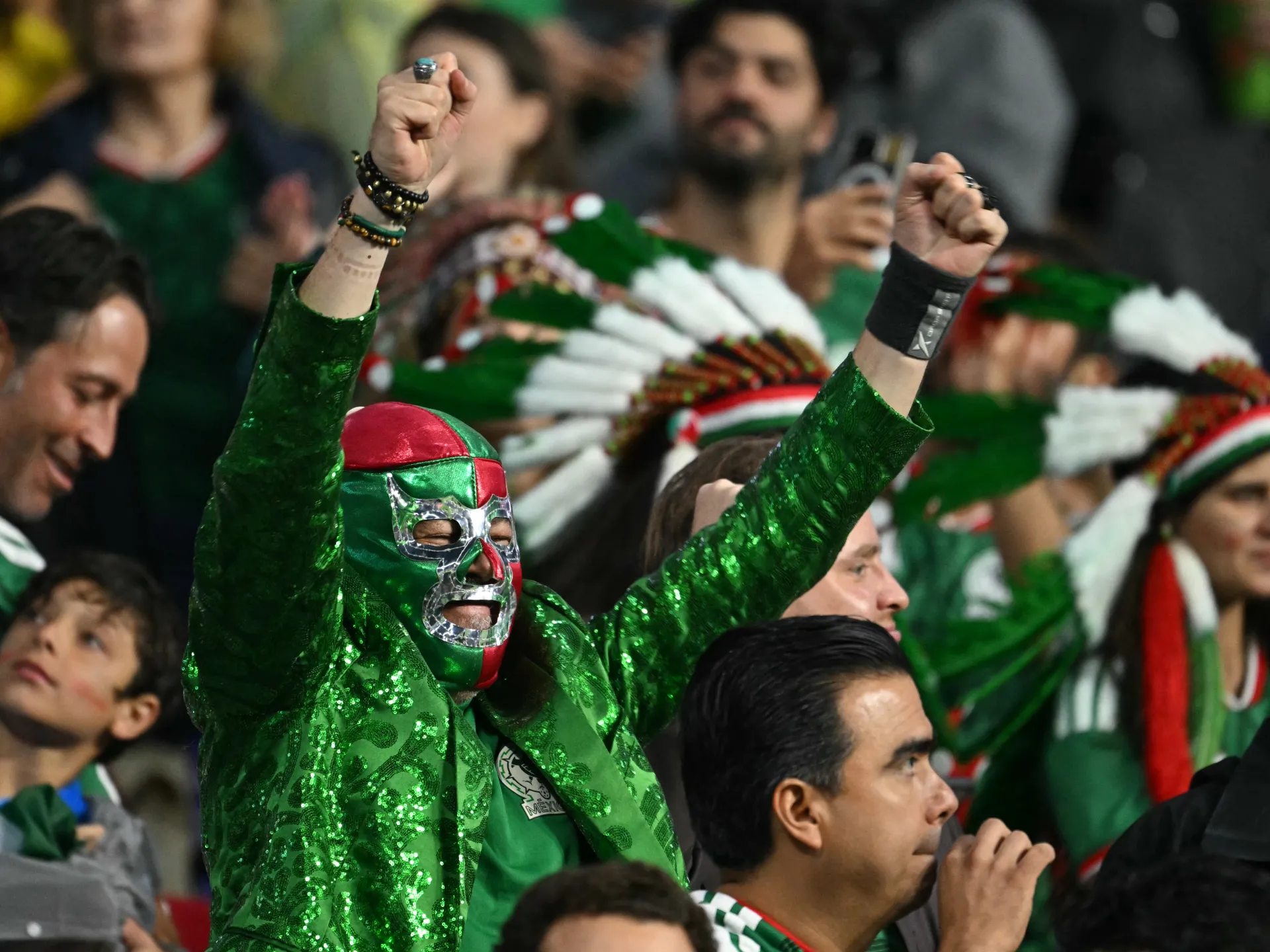 عالمی ٹائٹنز مشکل میں: Brazil اور England کو راؤنڈ آف 16 میں بڑے چیلنجز کا سامنا