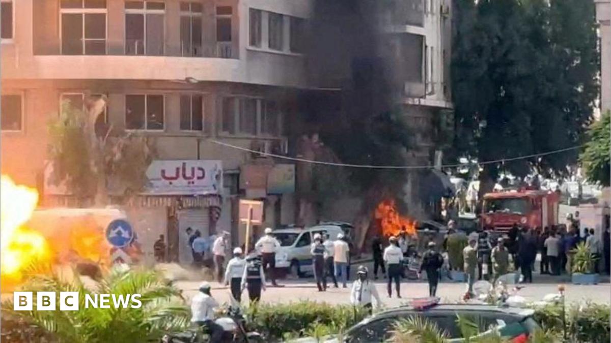 صدر ایمانوئل میکرون کا دورہ دمشق دھماکوں کی نظر، بشار الاسد کے بعد بھی شام میں سیکیورٹی کی صورتحال مخدوش