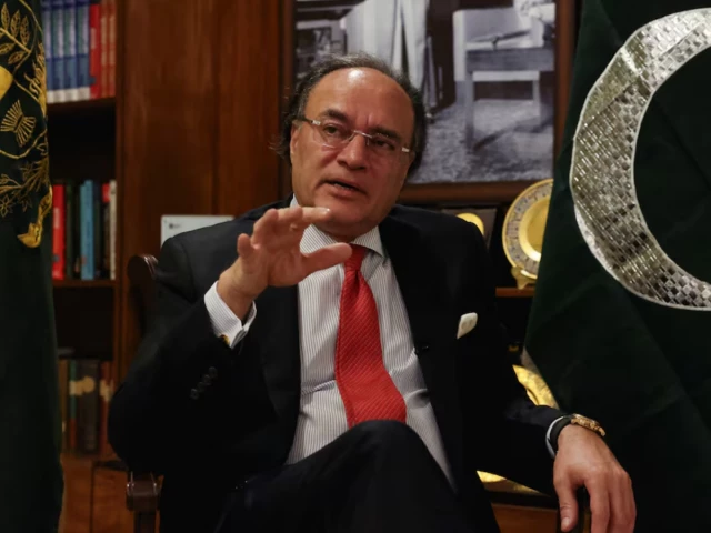 پاک-ایران امن کے بعد پاکستان کا کمرشل کریڈٹ کی جانب رخ: معاشی منظرنامہ تبدیل