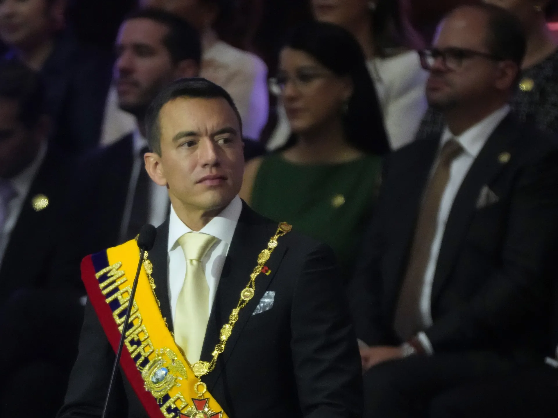 صدر Daniel Noboa نے Ecuador میں جرائم پیشہ افراد کی حوالگی اور سخت گیر حفاظتی اقدامات پر اپنی صدارت داؤ پر لگا دی