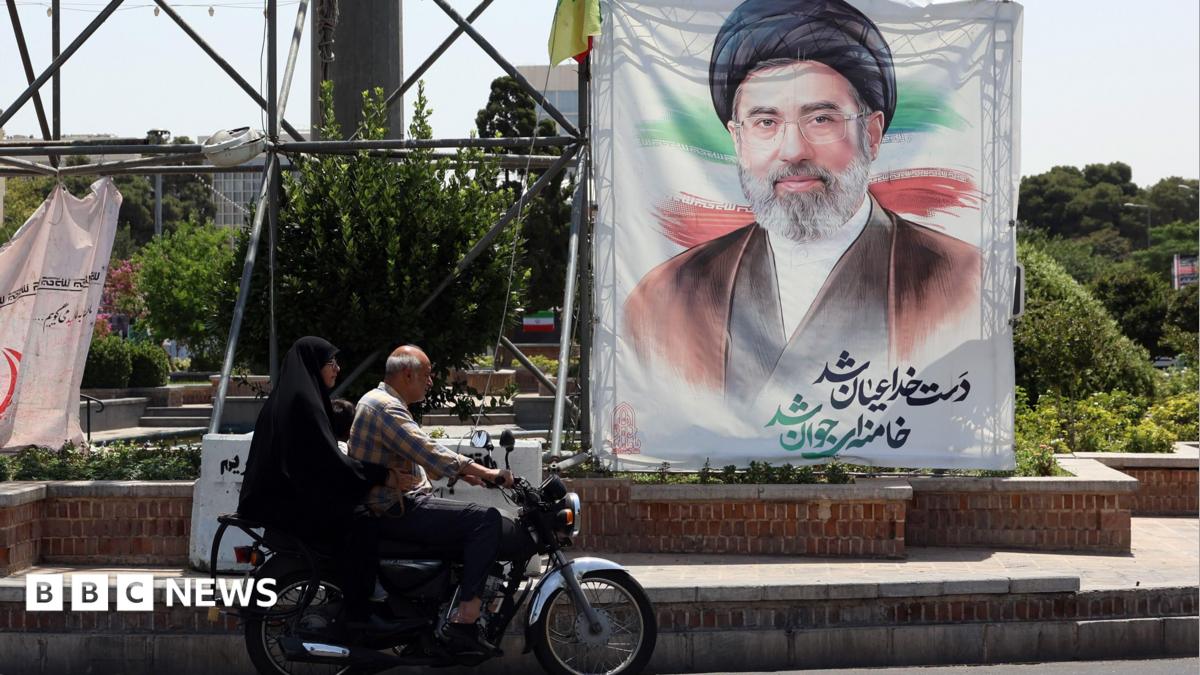 ایران کے نئے سپریم لیڈر نے بدلے کا فرمان جاری کر دیا، ڈونلڈ ٹرمپ کی ملک کی مکمل تباہی کی دھمکی