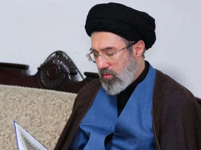 ایران کا اسلام آباد معاہدے سے دستبرداری کا اعلان، خامنہ ای نے ٹرمپ کے دستخط کو ’بے وقعت‘ قرار دے دیا