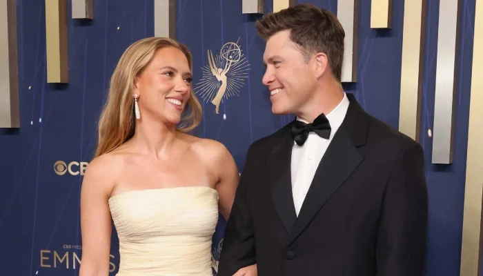 ایک ہی پہچان: Colin Jost نے Scarlett Johansson کے خاندانی نام کی اصل بنیادوں سے پردہ اٹھا دیا