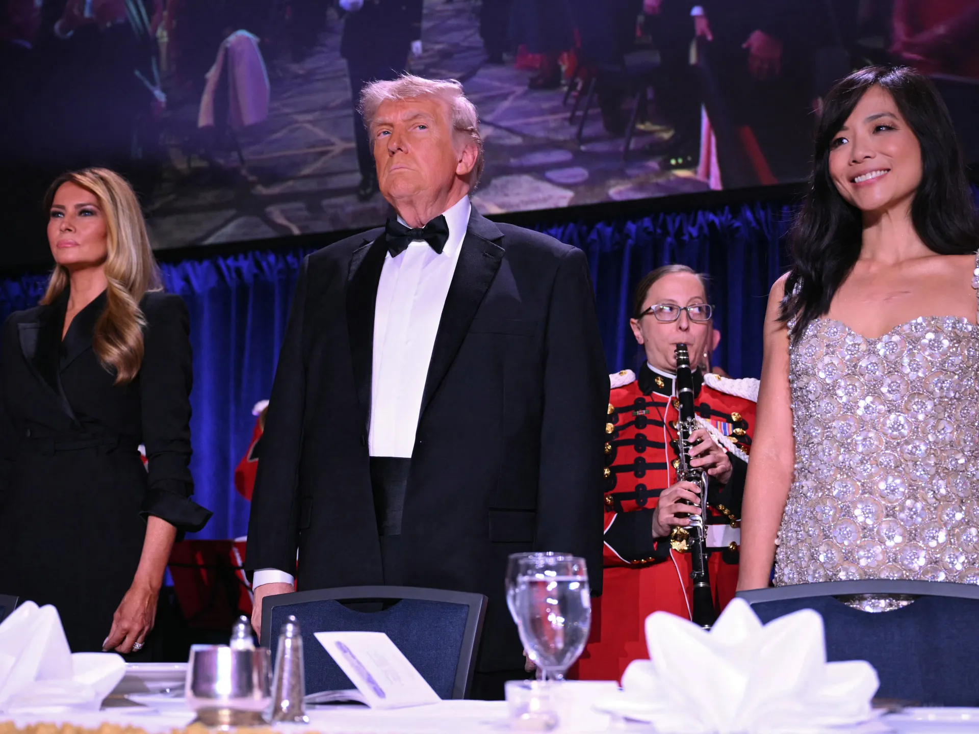 بغاوت یا کارکردگی؟ قاتلانہ حملے کی کوشش کے بعد Donald Trump نے ری شیڈول کردہ Correspondents' Gala میں واپسی کی تصدیق کر دی