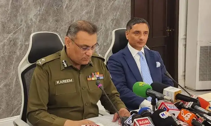 پولیس کی من مانی زیرِ بحث: والد نے پنجاب CCD پر بچی کے قتل کو چھپانے کا الزام لگا دیا
