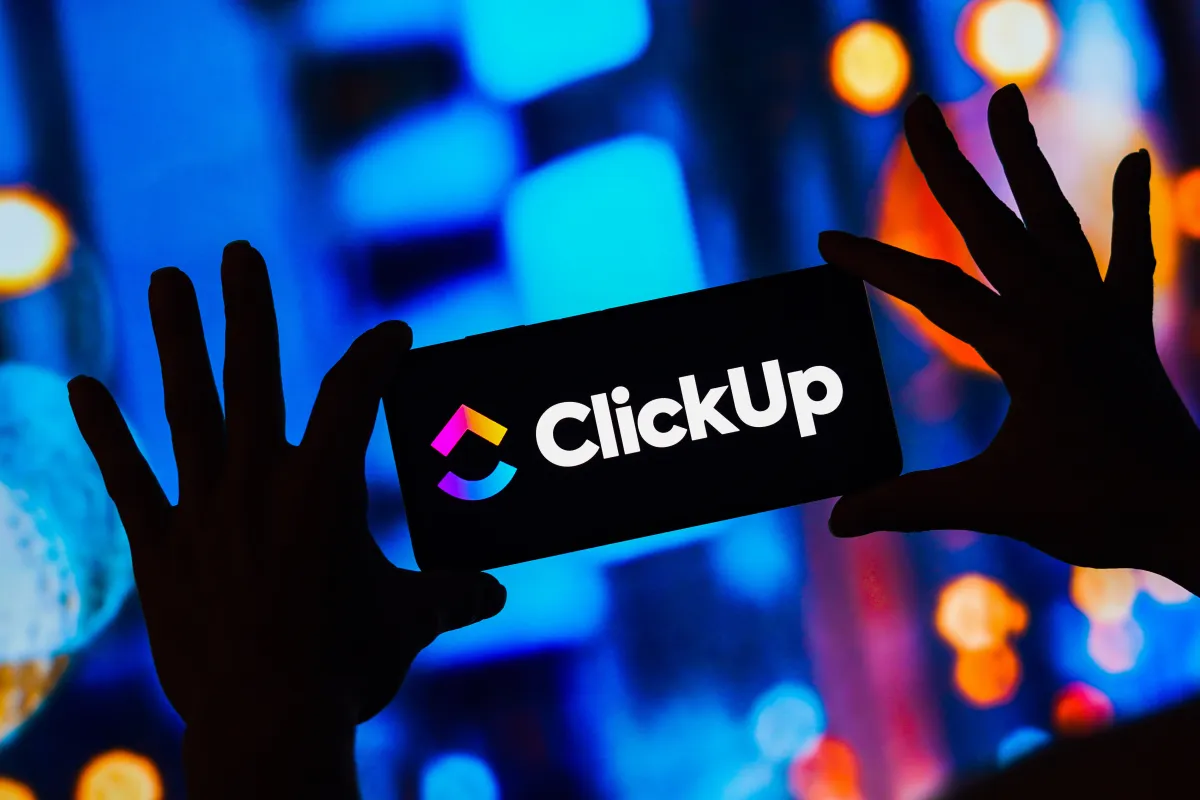 ملین ڈالر پرامپٹ: ClickUp کا انسانی محنت کے بغیر ورک فورس پر بڑا داؤ